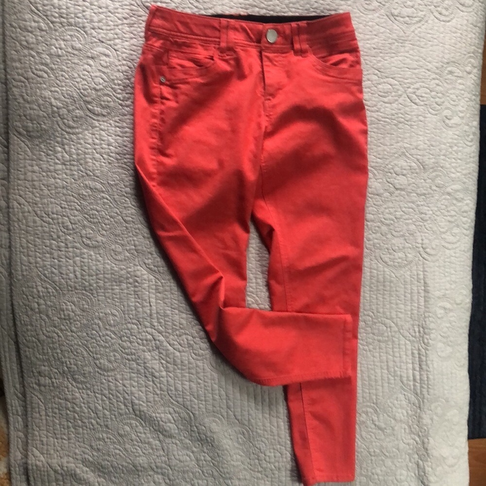 Democracy Ab Technology / Coral S6